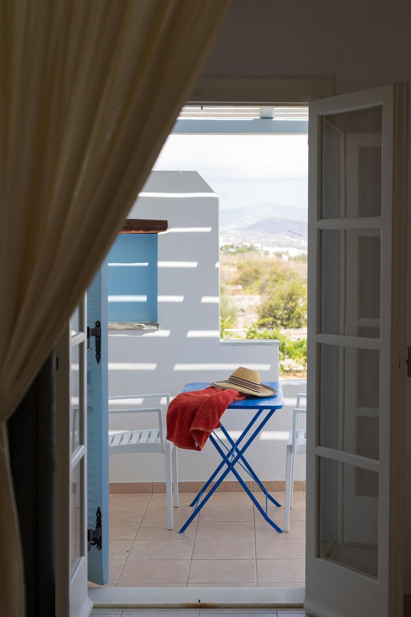 Porto Rondo Agios Prokopios (Naxos)