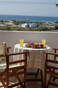 Porto Rondo Agios Prokopios (Naxos)